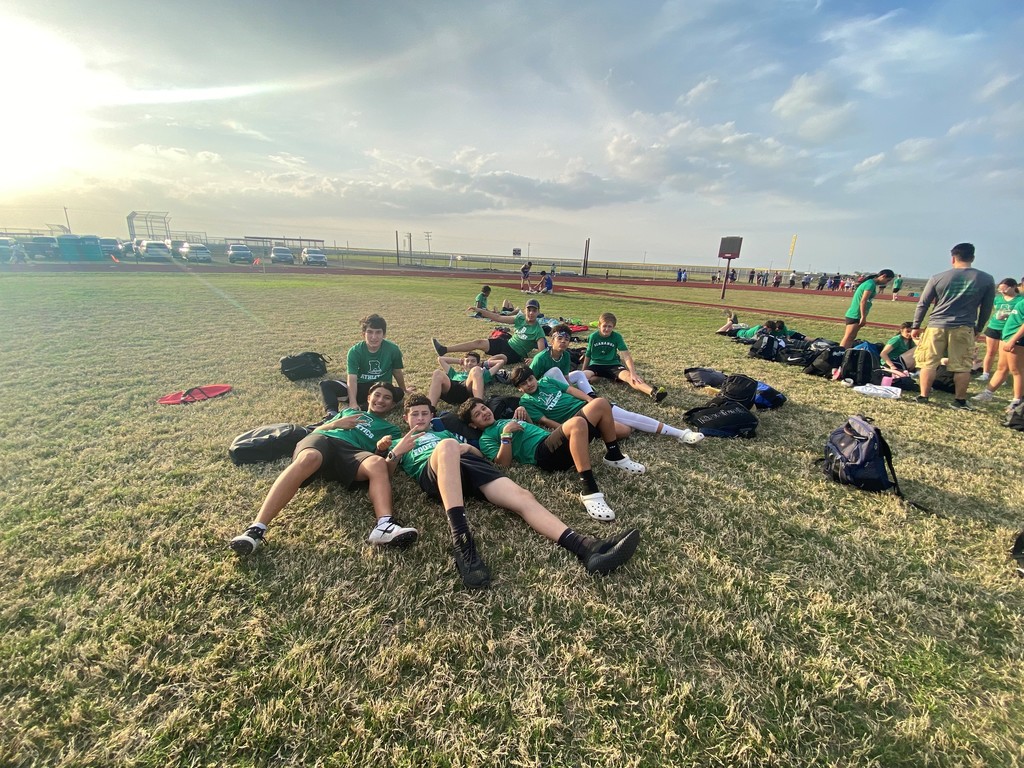 Yesterday afternoon the DeLaPaz running Seahawks traveled to Agua Dulce to compete in the Shorthorn Relays. These kids did amazing! Those competing for 7th grade boys were Gavin Grubaugh placing 4th in the 100 and 2nd in th 200; Daniel Davila placing 4th in the 800, Tres Naranjo participating in the Discus; Remi Perryman placing 4th in the 2400; Caleb Bunger placing 3rd in the Shot Put, 3rd in the 100 and participating in the Discus; Danny Bautista placing 5th in the 4X100 relay and 3rd in the 4X200 relay; Preston Johnson participating in the 800; Lucas Alegria placing 2nd in the Shot Put and 2nd in the 100; Dominic Montalvo placing 5th in the Shot Put and participating in the Discus; Omar Reyes placing 2nd in the 800, and 4th in the 1600; Issac Gomez placing 5th in the 1600; Damian Perez placing 3rd in the 400 and 2nd in the 200 and Edwin Lopez participating in the 1600. Competing for 7th grade girls we had Miranda Garcia placing 4th in the 100 and 2nd in the 4X100 relay; Jaylah Caldera placing 1st in the 200, 1st in the 200, 2nd in the 4X100 relay; Hadley Guevara placing 6th in the 200; Jayla Dodd placing 2nd in Shot Put and participating in Discus; and Hailey Huff participating in Shot Put and Discus. For our 8th grade boys division we had Santiago B participating in Shot Put; Jameson Mittag placing 2nd in Shot Put; Roo Rendon placing 5th in the 800 and participating in the 1600; Jaylen Fuentes placing 4th in the 100, 5th in the 4X100 relay and 3rd in the 4X200 relay; Isaias Gonzalez placing 4th in the 100, 5th in the 4X100 relay, 3rd in the 4X200 relay; James Colclasure participating in the 800; Ralph Guevara placing 2nd in the Discus, and Jaden Soto placing 1st in the 100, 5th in the 4X100 relay, and 3rd in the 4X200 relay. For our 8th grade girls we had Sally G. placing 4th in the 400; Casandra Arroyo placing 2nd in the 100 and 2nd in the 200; Kaylee Castillo placing 1st in the 200 and 2nd in the 4X100 relay; Meagan Barcena placing 2nd in the 200 and 2nd in the 4X100 relay; Khloe Gomez placing 5th in the 400 and participating in the 800; Jurzi Merrell placing 2nd in the 100 and 2nd in the 200; Adelina Bell placing 1st in the 800 and 1st in the 1600; Desirae Montalvo participating in the 800; Emily Perez placing 3rd in Discus and participating in Shot Put; Ava Mayberry participating in Shot Put; Carlyssa Medlock participating in Shot Put and Discuss, Araceli Balboa participating in Long Jump and Karla Lugo participating in Discus. We are extremely proud of how well our athletes did. It’s still early in the season and we expect even greater things to come! These athletes will next compete on our home turf when Riviera ISD hosts Middle School Seahawk Relays on Thursday, March 2nd. Please make plans to come out and cheer on these hard working kids!
