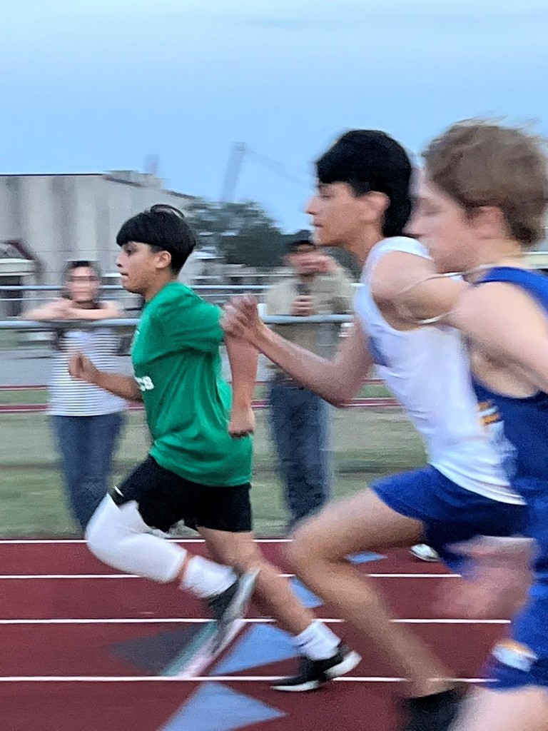Yesterday afternoon the DeLaPaz running Seahawks traveled to Agua Dulce to compete in the Shorthorn Relays. These kids did amazing! Those competing for 7th grade boys were Gavin Grubaugh placing 4th in the 100 and 2nd in th 200; Daniel Davila placing 4th in the 800, Tres Naranjo participating in the Discus; Remi Perryman placing 4th in the 2400; Caleb Bunger placing 3rd in the Shot Put, 3rd in the 100 and participating in the Discus; Danny Bautista placing 5th in the 4X100 relay and 3rd in the 4X200 relay; Preston Johnson participating in the 800; Lucas Alegria placing 2nd in the Shot Put and 2nd in the 100; Dominic Montalvo placing 5th in the Shot Put and participating in the Discus; Omar Reyes placing 2nd in the 800, and 4th in the 1600; Issac Gomez placing 5th in the 1600; Damian Perez placing 3rd in the 400 and 2nd in the 200 and Edwin Lopez participating in the 1600. Competing for 7th grade girls we had Miranda Garcia placing 4th in the 100 and 2nd in the 4X100 relay; Jaylah Caldera placing 1st in the 200, 1st in the 200, 2nd in the 4X100 relay; Hadley Guevara placing 6th in the 200; Jayla Dodd placing 2nd in Shot Put and participating in Discus; and Hailey Huff participating in Shot Put and Discus. For our 8th grade boys division we had Santiago B participating in Shot Put; Jameson Mittag placing 2nd in Shot Put; Roo Rendon placing 5th in the 800 and participating in the 1600; Jaylen Fuentes placing 4th in the 100, 5th in the 4X100 relay and 3rd in the 4X200 relay; Isaias Gonzalez placing 4th in the 100, 5th in the 4X100 relay, 3rd in the 4X200 relay; James Colclasure participating in the 800; Ralph Guevara placing 2nd in the Discus, and Jaden Soto placing 1st in the 100, 5th in the 4X100 relay, and 3rd in the 4X200 relay. For our 8th grade girls we had Sally G. placing 4th in the 400; Casandra Arroyo placing 2nd in the 100 and 2nd in the 200; Kaylee Castillo placing 1st in the 200 and 2nd in the 4X100 relay; Meagan Barcena placing 2nd in the 200 and 2nd in the 4X100 relay; Khloe Gomez placing 5th in the 400 and participating in the 800; Jurzi Merrell placing 2nd in the 100 and 2nd in the 200; Adelina Bell placing 1st in the 800 and 1st in the 1600; Desirae Montalvo participating in the 800; Emily Perez placing 3rd in Discus and participating in Shot Put; Ava Mayberry participating in Shot Put; Carlyssa Medlock participating in Shot Put and Discuss, Araceli Balboa participating in Long Jump and Karla Lugo participating in Discus. We are extremely proud of how well our athletes did. It’s still early in the season and we expect even greater things to come! These athletes will next compete on our home turf when Riviera ISD hosts Middle School Seahawk Relays on Thursday, March 2nd. Please make plans to come out and cheer on these hard working kids! 